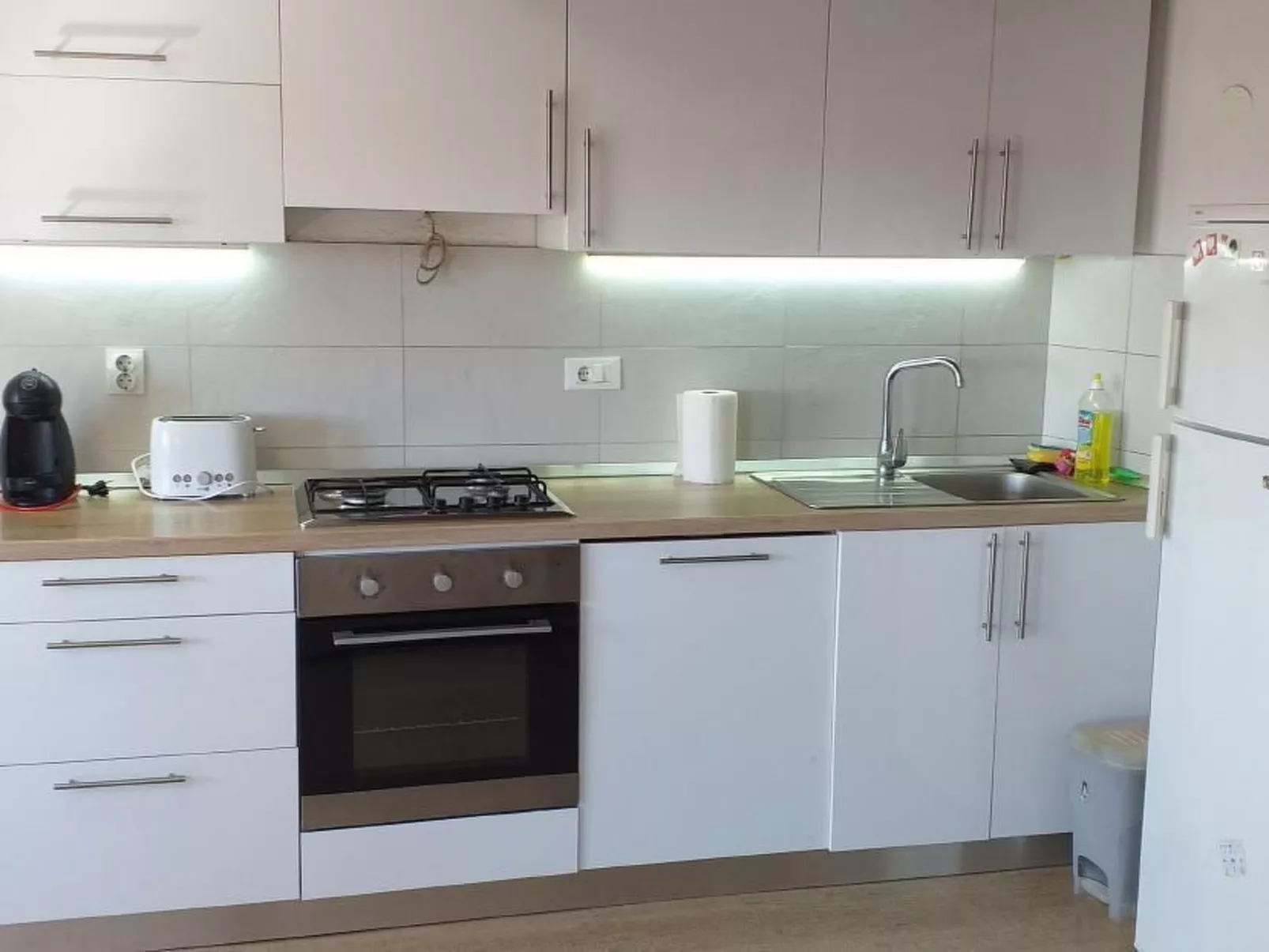 "Neue Wohnung" mit Privatparkplatz-Image-tags.info