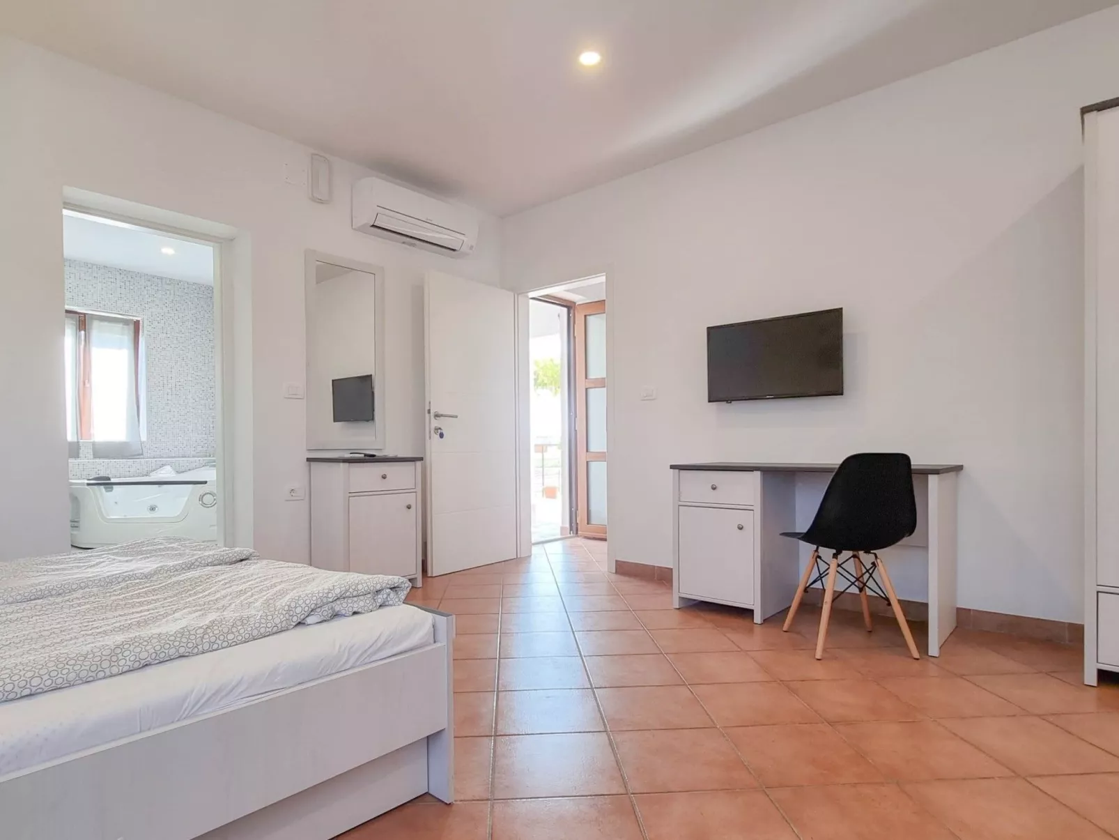 Studio-Wohnung "Dani 2" mit Terrasse-Inside