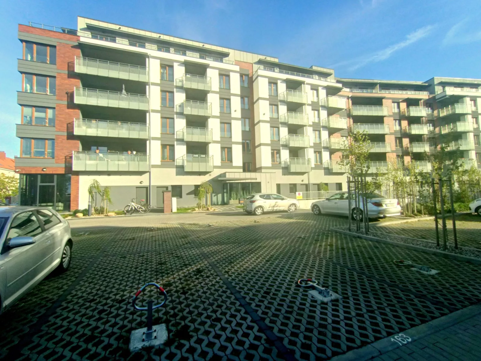 "Mazowiecka Park" mit Balkon