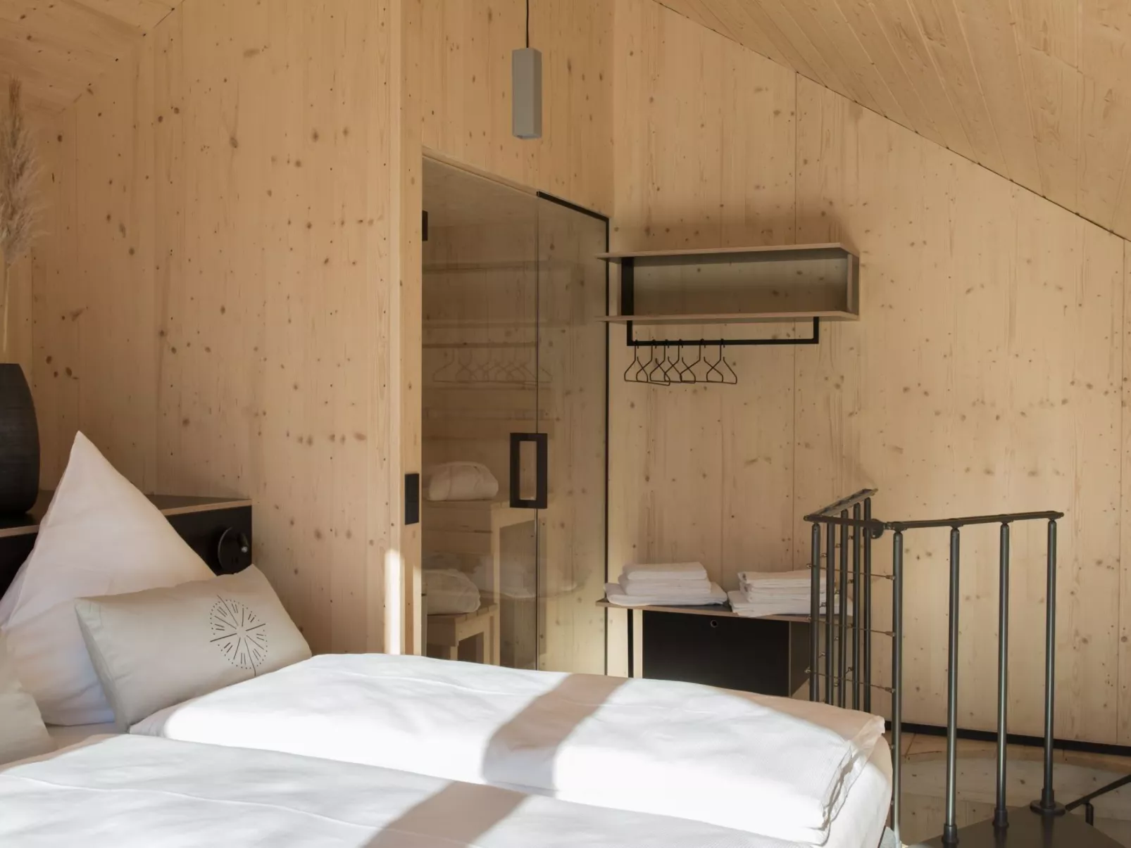 (VII) Cabin Cozy-Inside