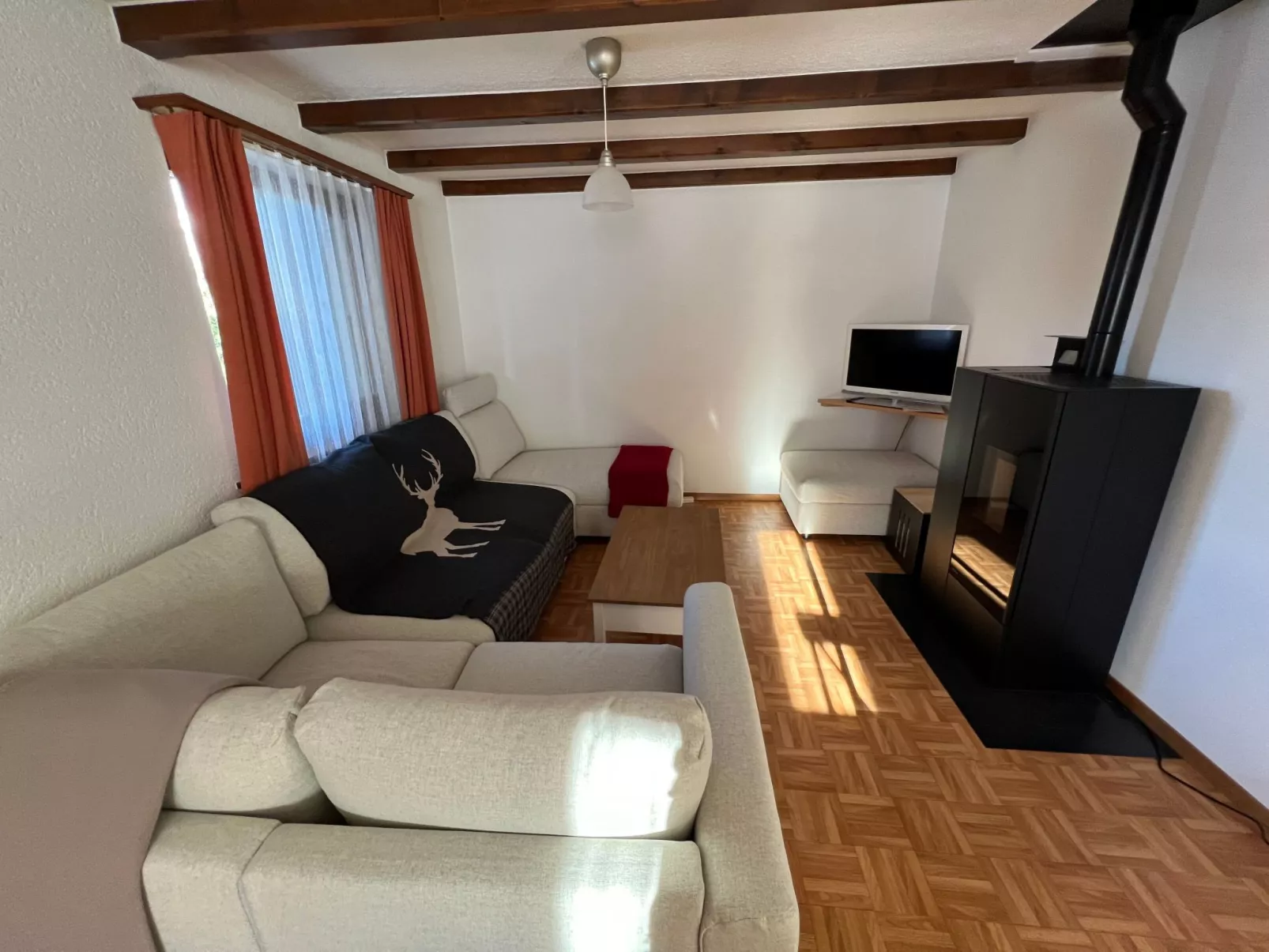 "Chalet Cornalune"-Drinnen