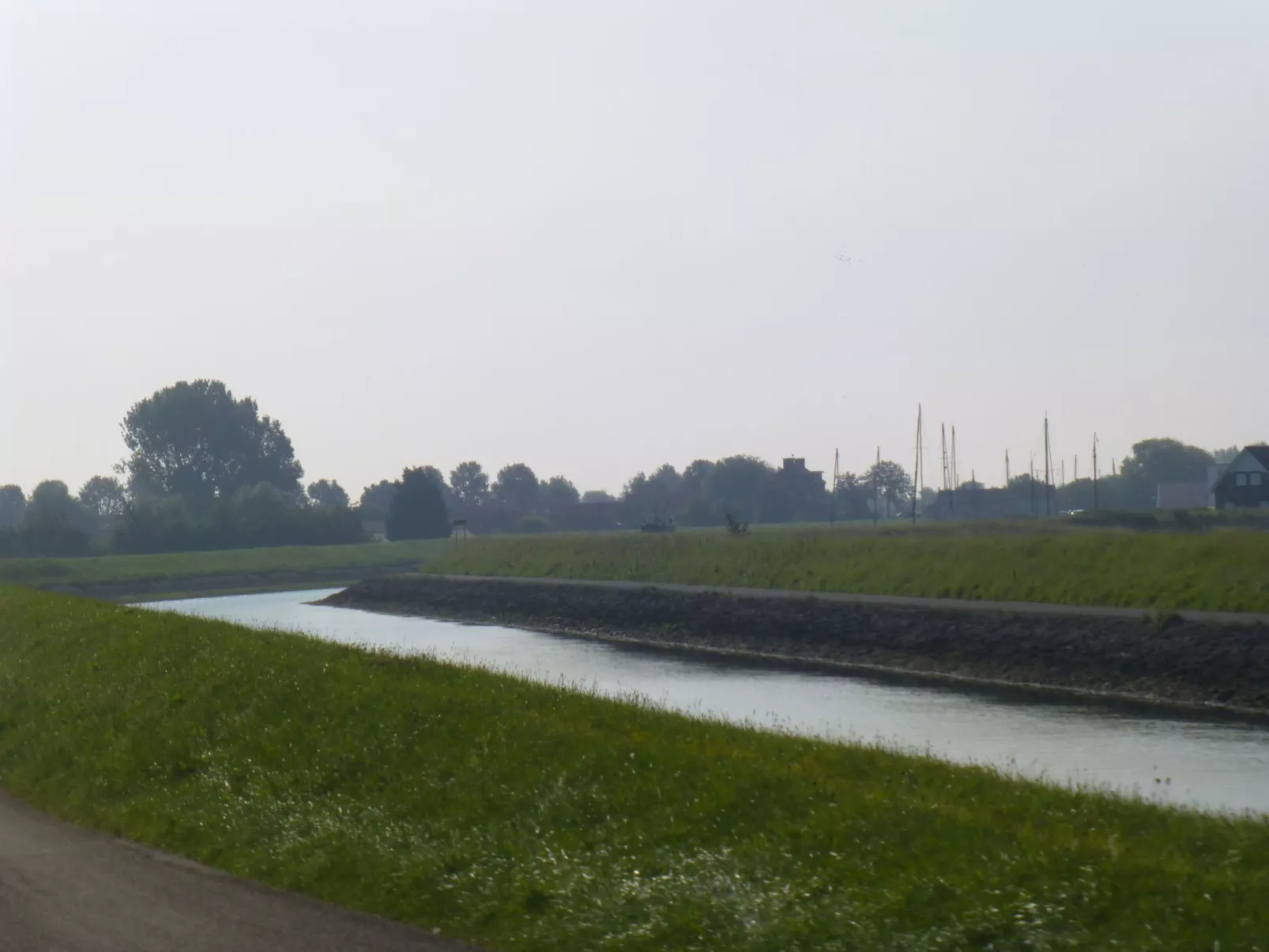 Neuer schöner Bungalow-Outside
