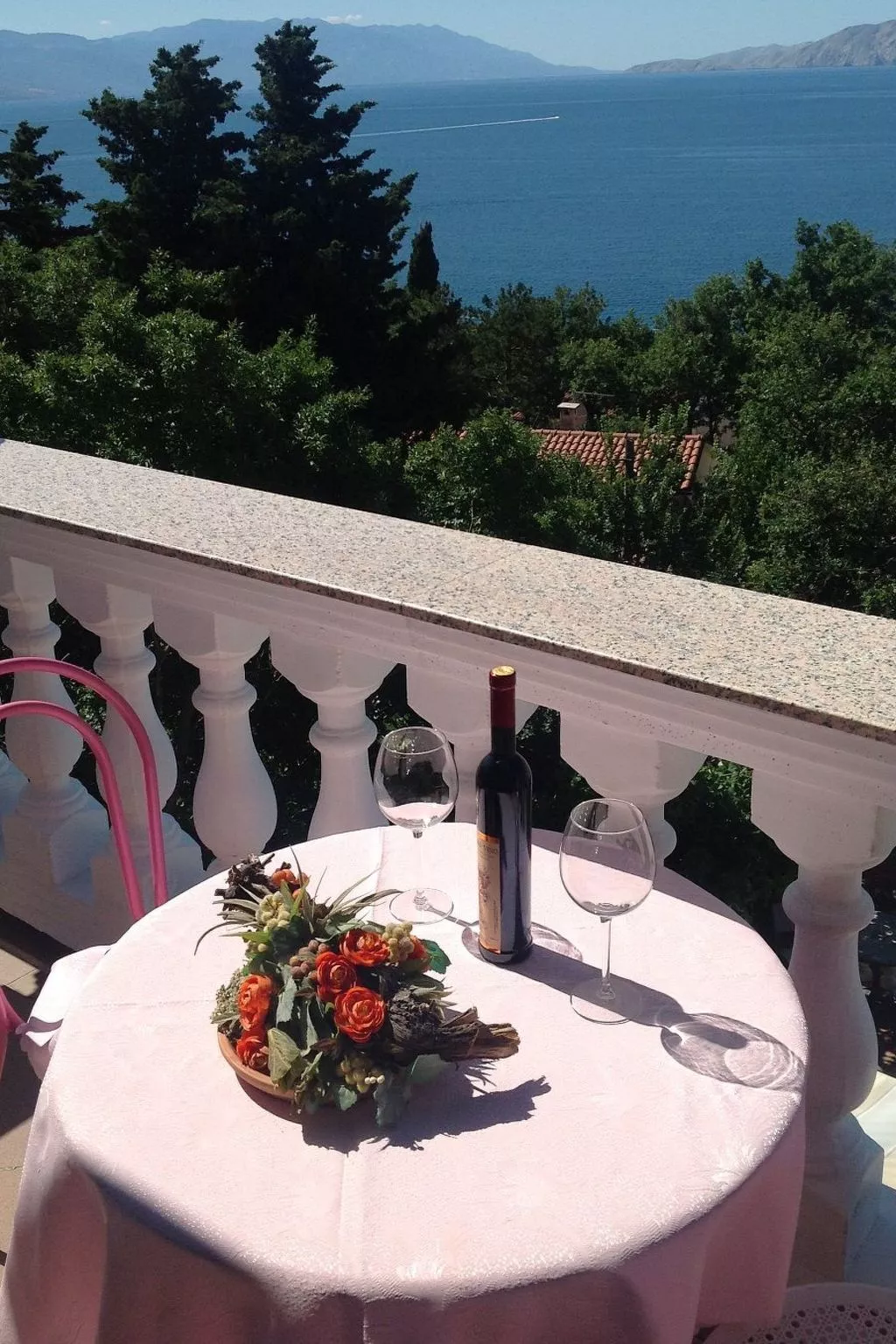 Appartement für 2-3 Personen mit Balkon und Gemeinschaftspool-Draußen