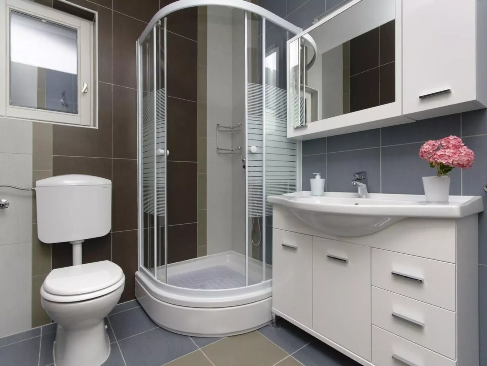 Jure Bast-Image-tags.info