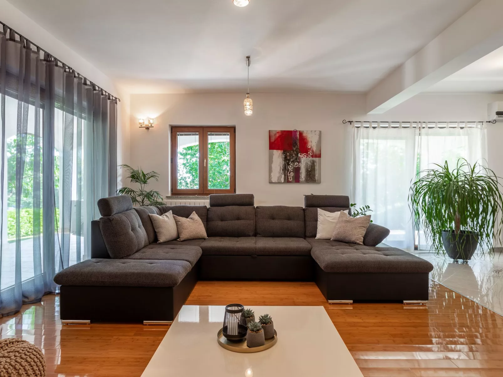 Villa Anavi mit privatem Pool und großem Garten-Drinnen