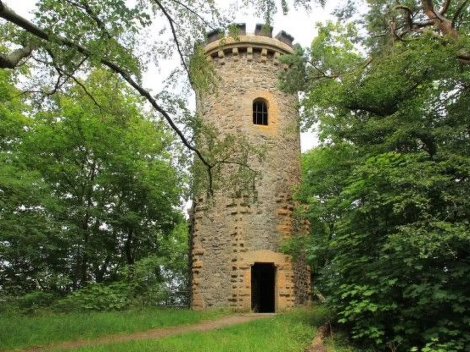 Kinas Suite EG-Draußen