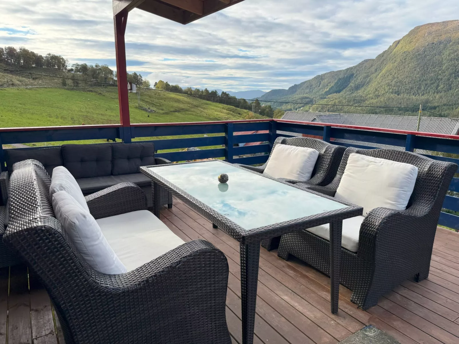 Stabben Blue House-Dedans