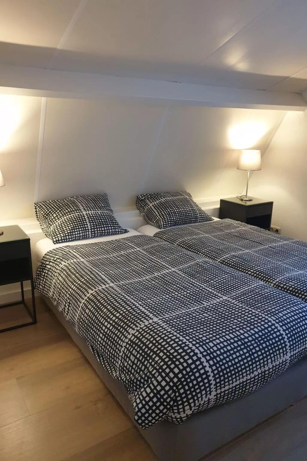 Mit privatem Garten und Terrasse-Image-tags.info