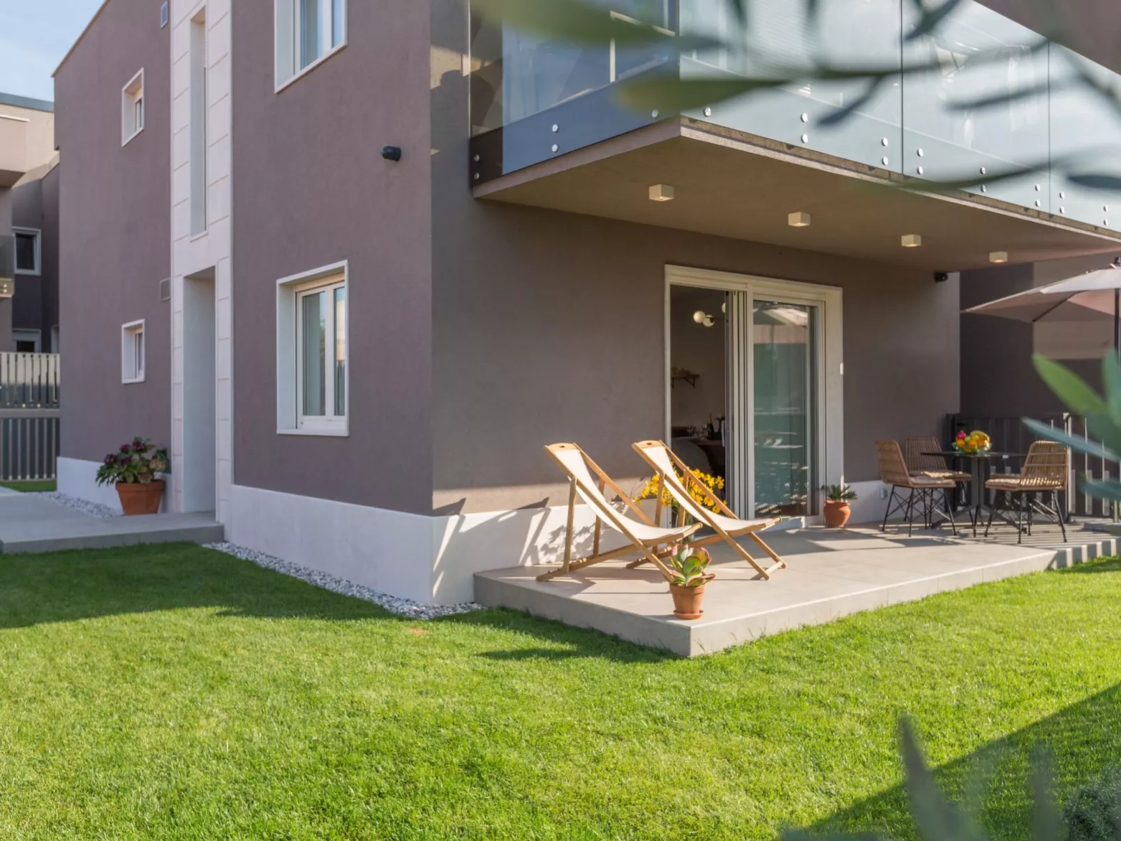 Lemon 3 Premium-Draußen