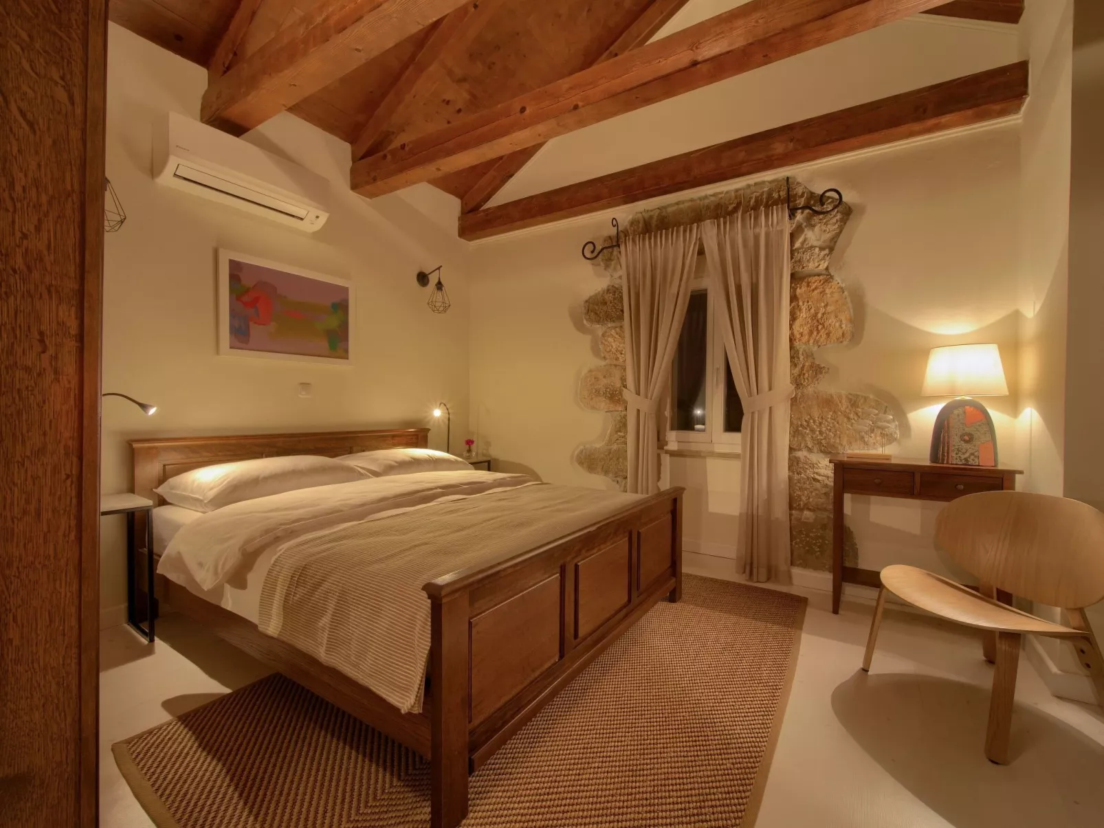 Steinvilla Margaret mit Pool und besonderem Flair-Inside