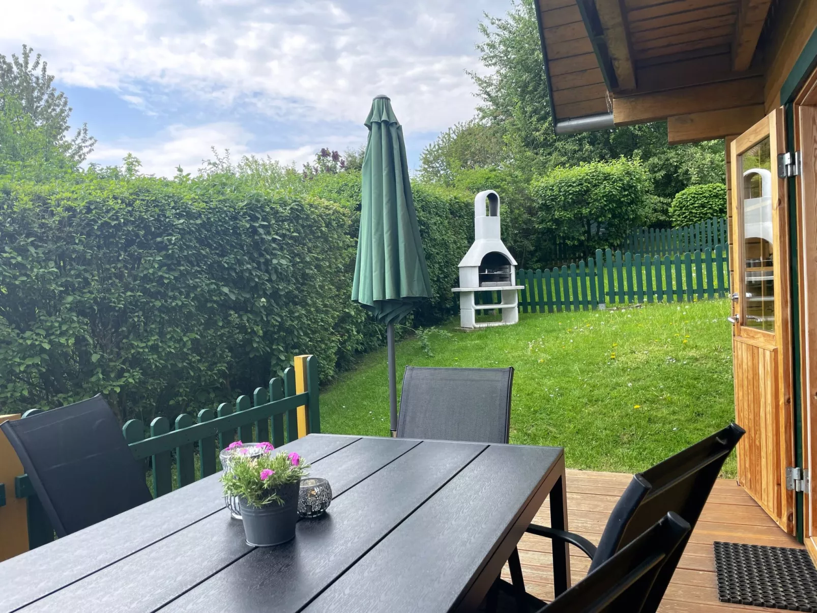 Idyllisch gelegenes Blockhaus - Hunde willkommen - Dehors