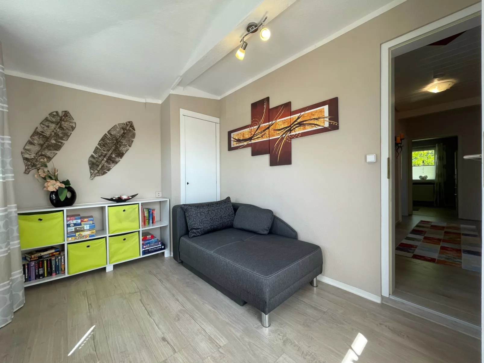 Modernes, gemütliches Ferienhaus mit Terrasse und Garten - Inside