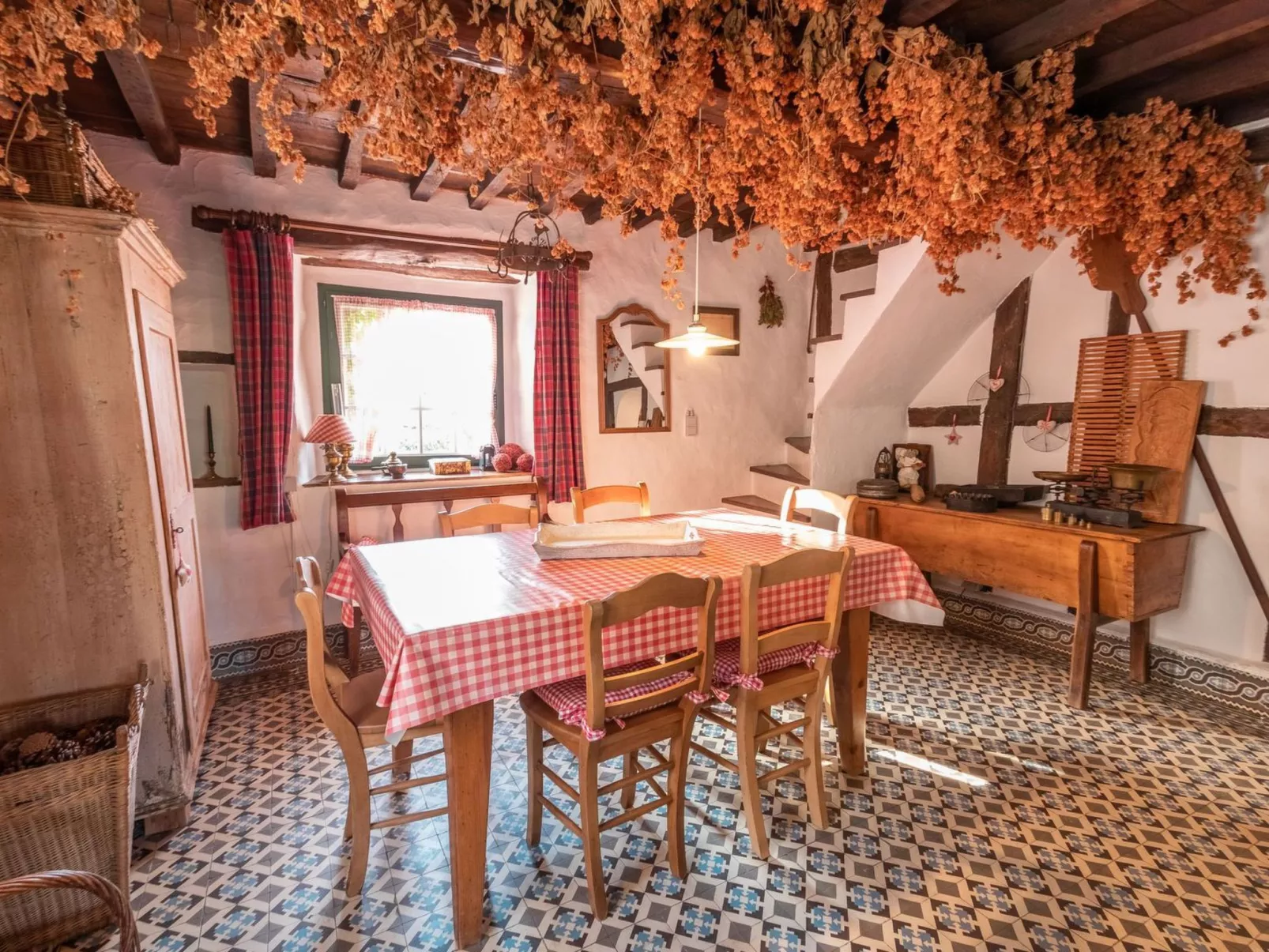 Ardenner Villa mit Jacuzzi-Inside