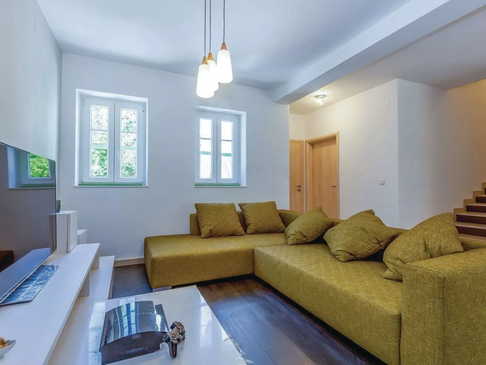 Geräumige, topmoderne Ferienvilla mit eigenem Pool-Inside