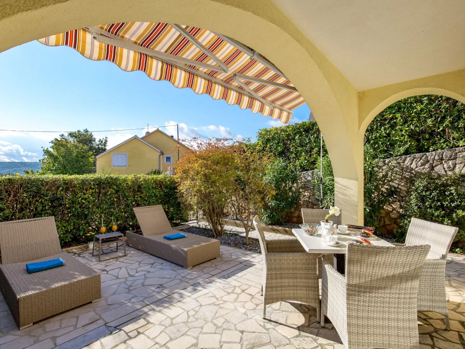 Moderne Wohnung im Erdgeschoss-Dedans