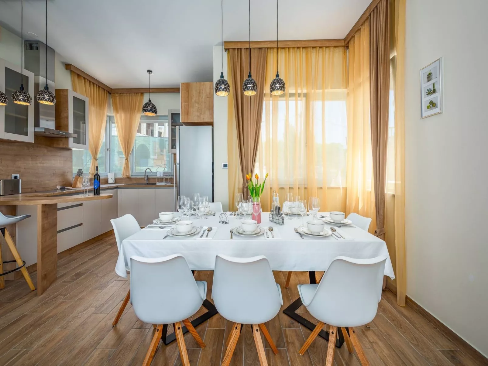 Cedar in Stoja mit großzügigem Garten-Inside