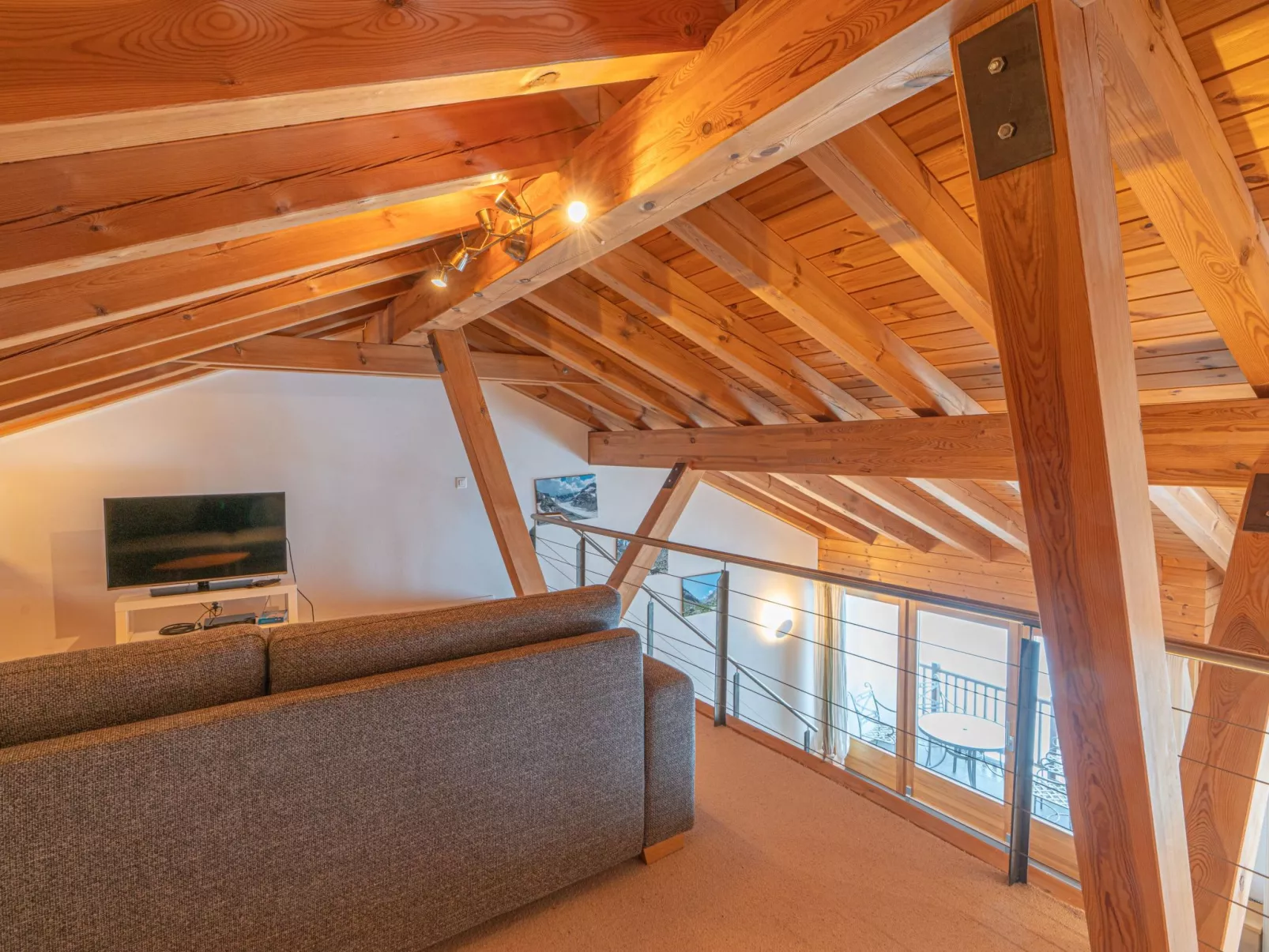 Chesa Mira Margna-Drinnen