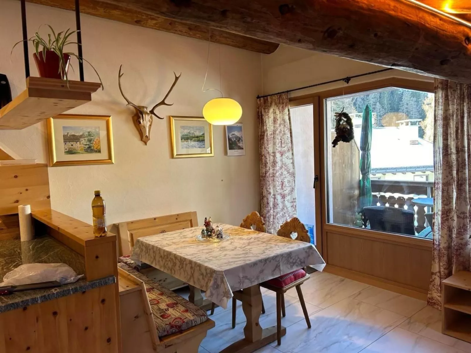 Engadin 2 1/2 Zi-Wg-Dedans