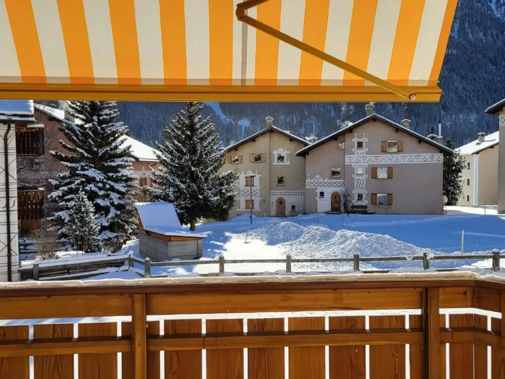 Chesa Culaischem-Draußen