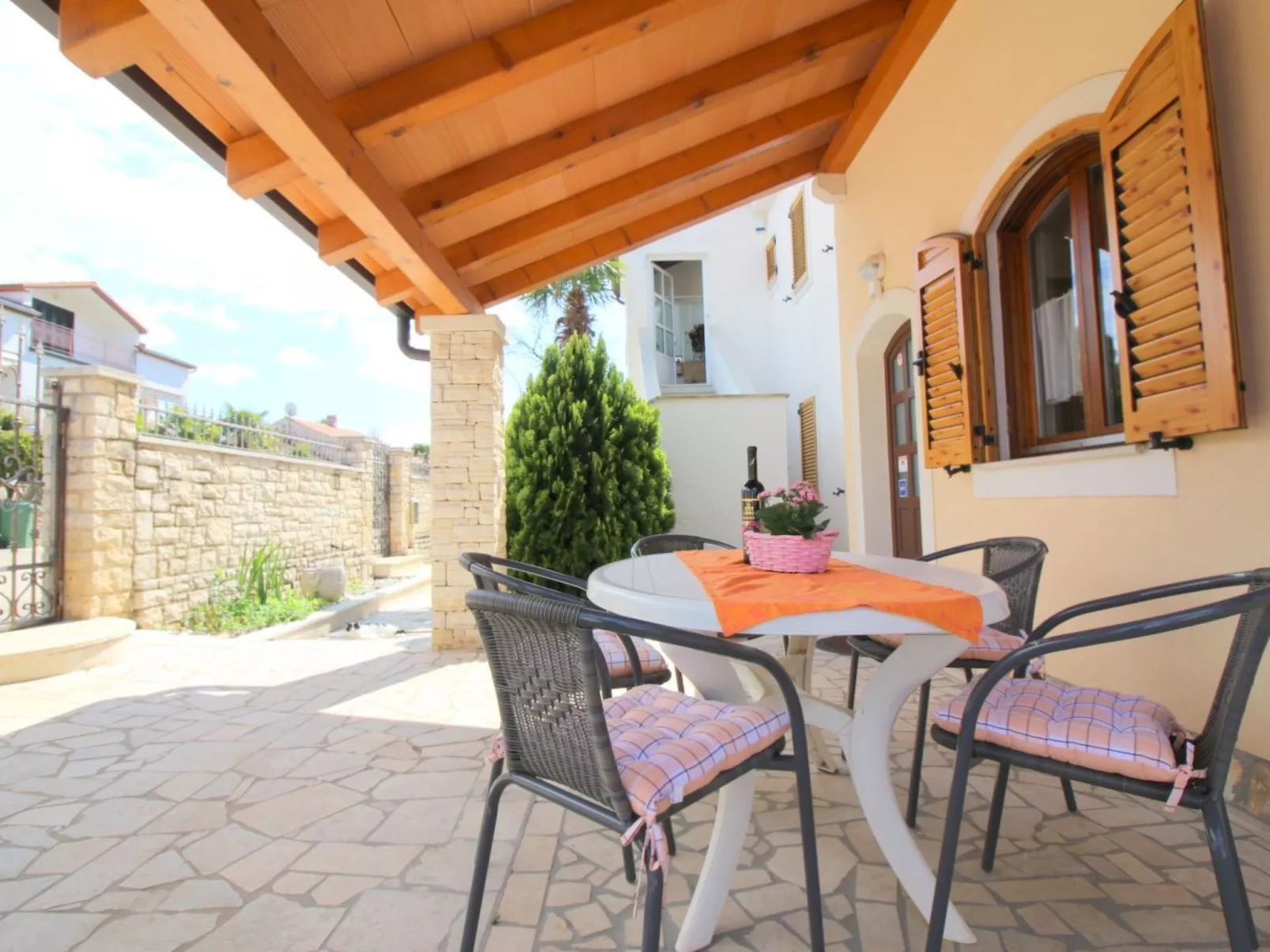 Residence Livija 1-Draußen