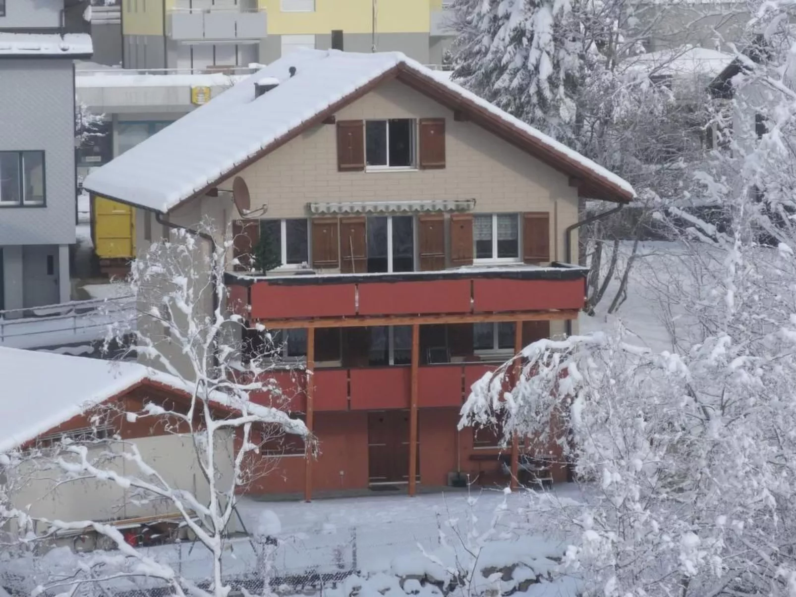 Kolibri Parterre-Outside