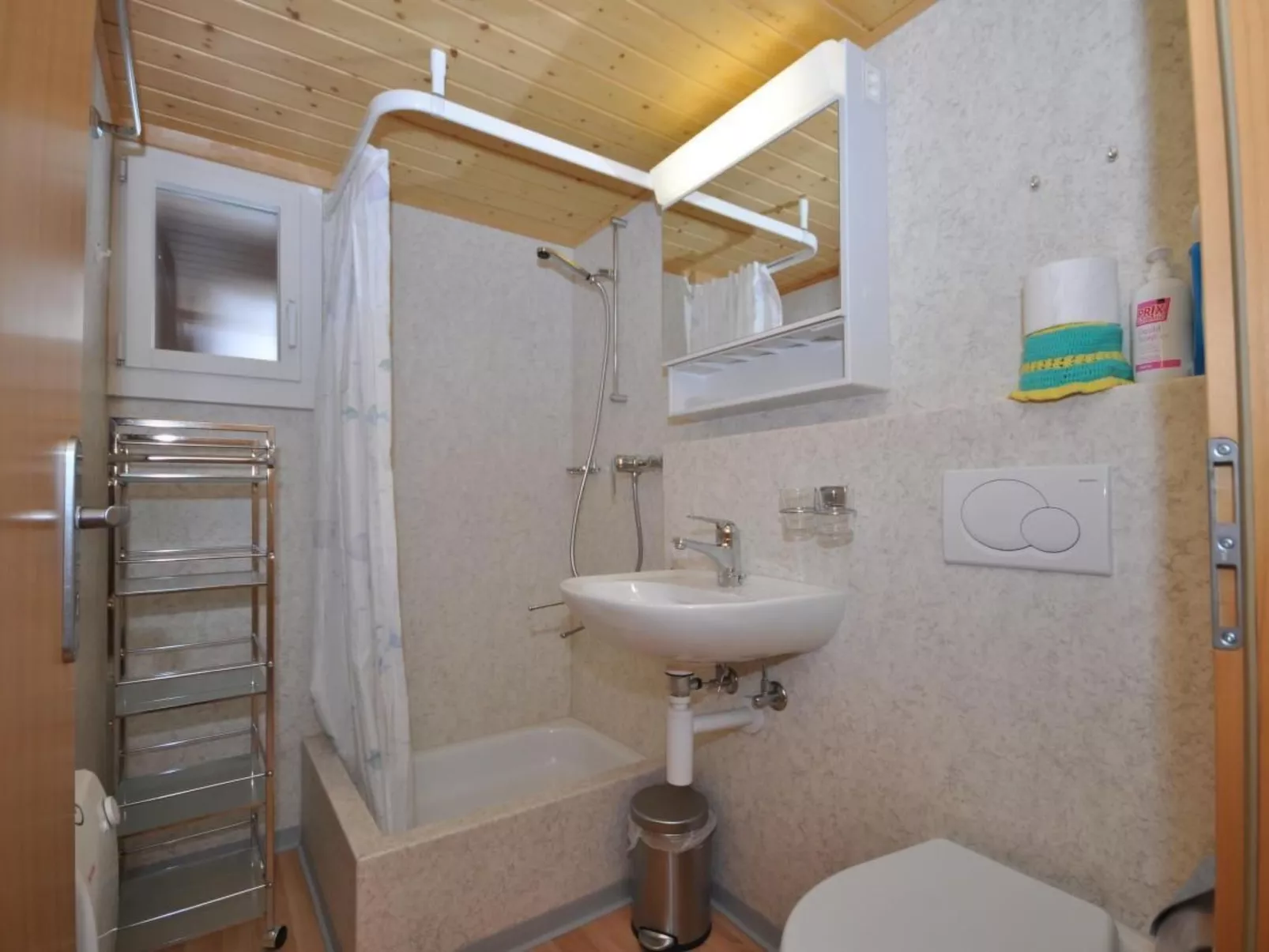 Apartment West - Image-tags.info