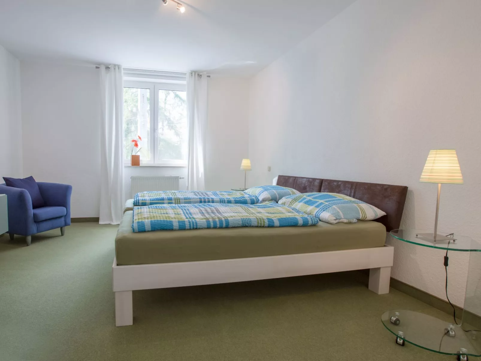  in Stadtrandlage mit guter Anbindung, sowie eigener Terrasse und Garten-Image-tags.info