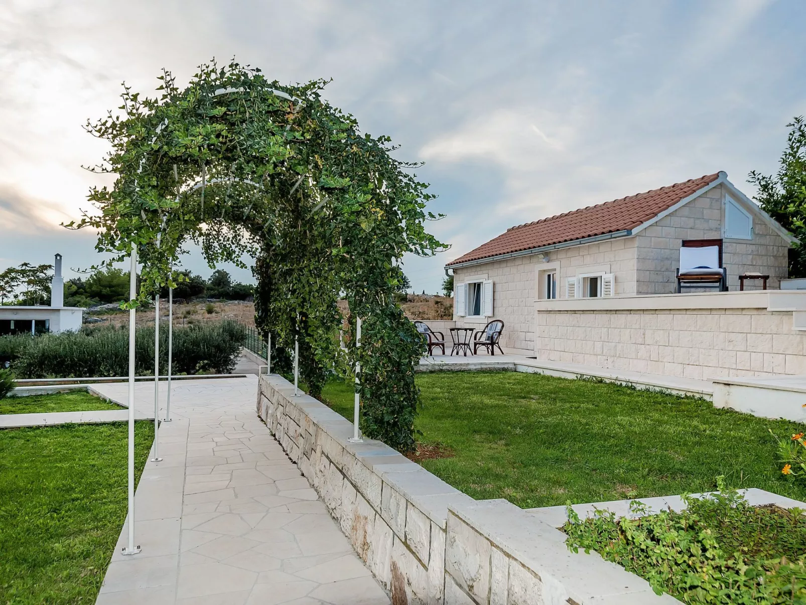 Finca mit Garten, Grill und Terrasse-Draußen