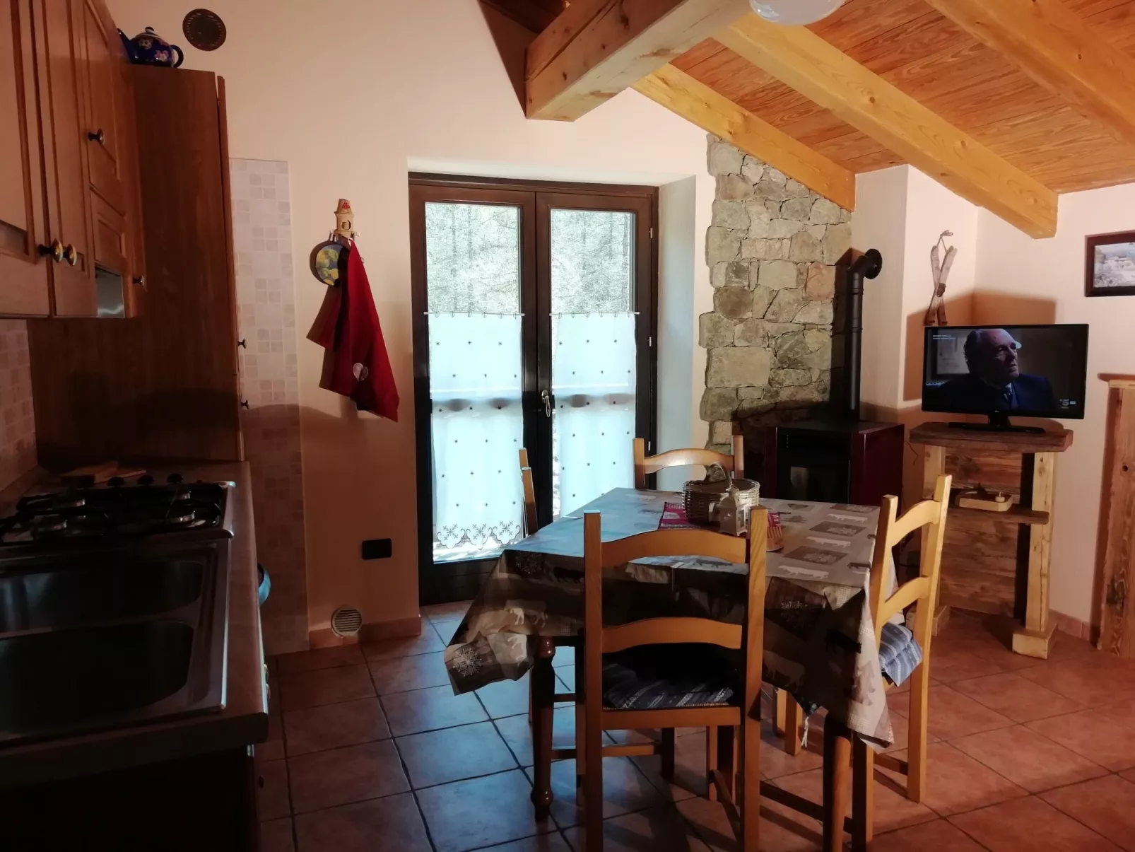 Helle, panoramische Wohnung in den Alpen.-Inside