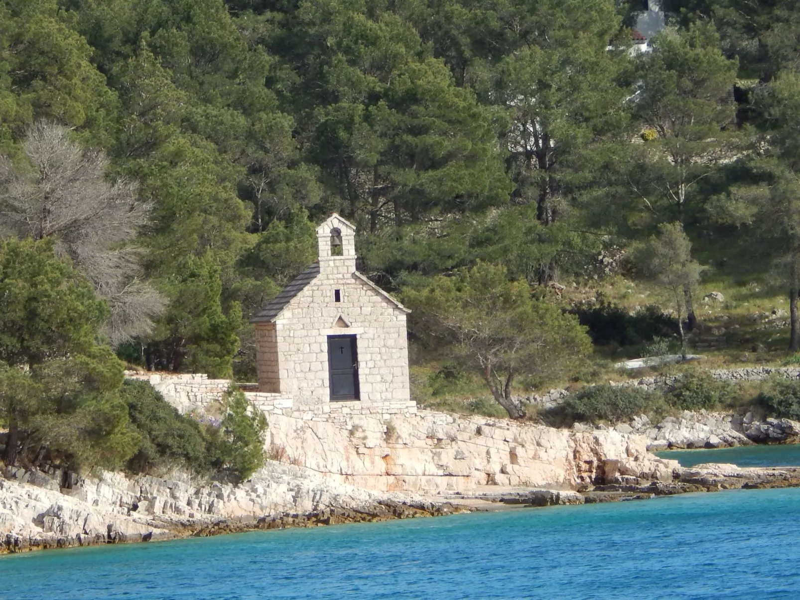 Für 4 Personen ca. 60 m&sup2; in Milna auf Brac, Adriaküste Kroatien (Kroatisch-Dehors