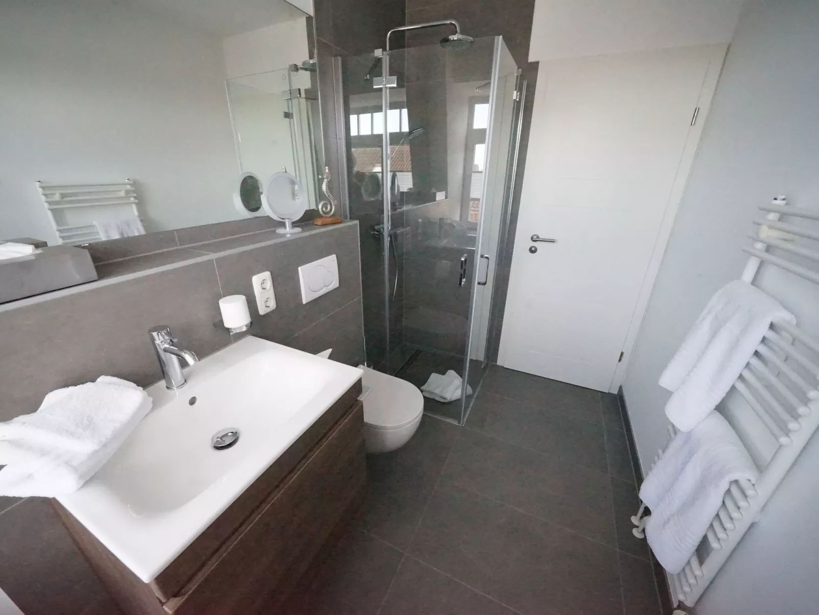 In Wenningstedt-Braderup (Sylt)-Drinnen