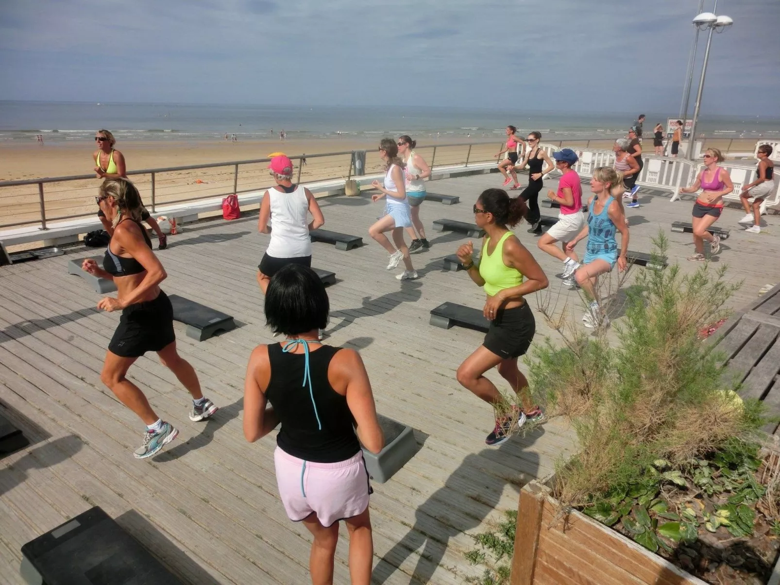 APPARTEMENT GRAND BALCON FACE MER WIFI GRATUIT-Outside