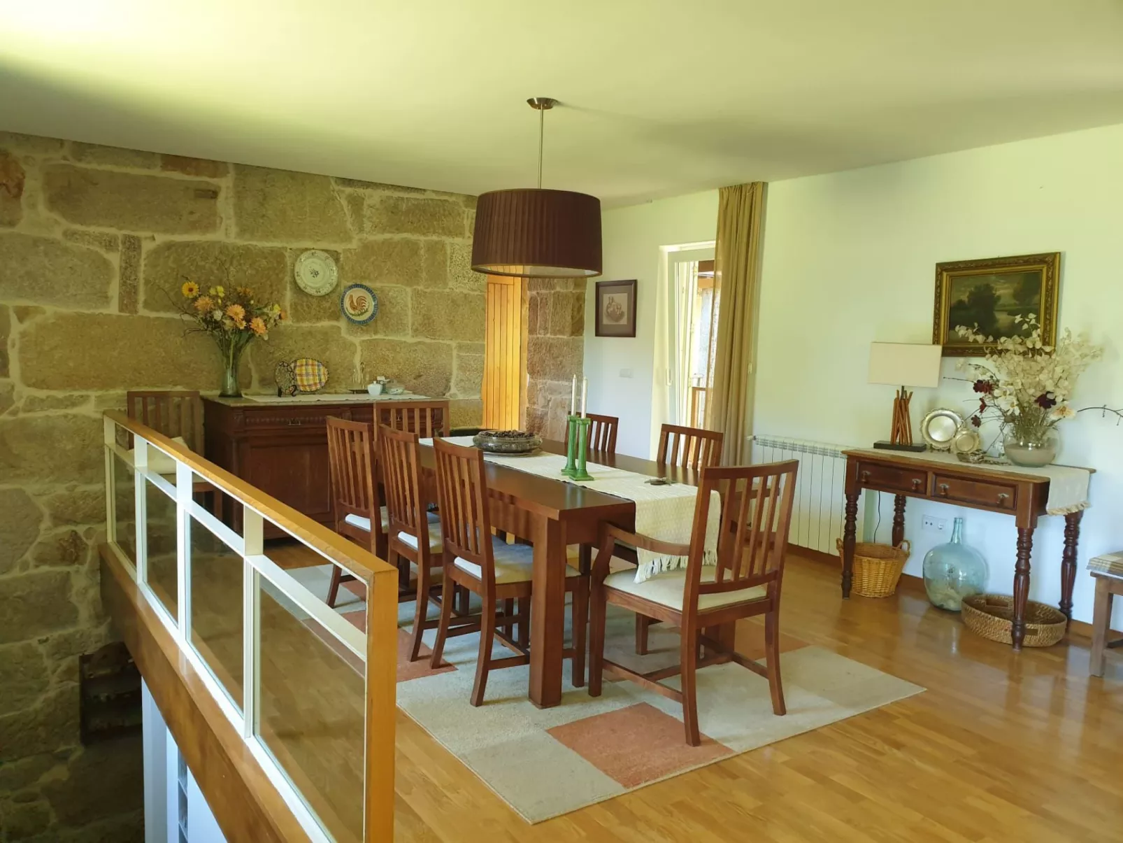 Haus jenseits des Flusses-Drinnen