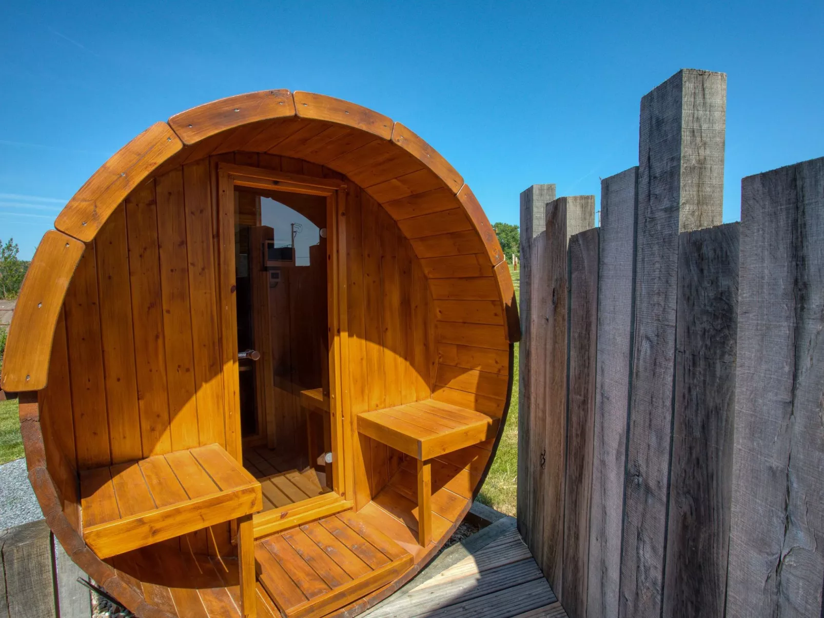 Freude an EYMET-Drinnen