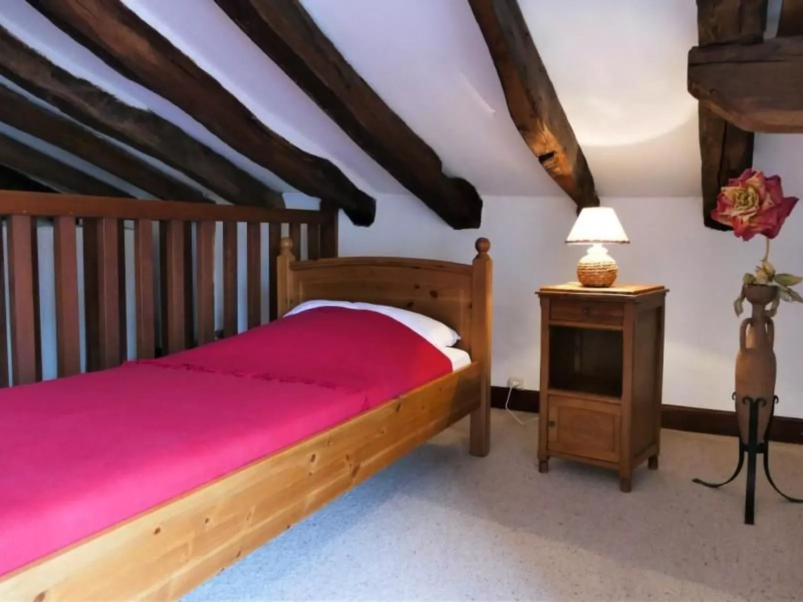 URSUYA-Image-tags.info