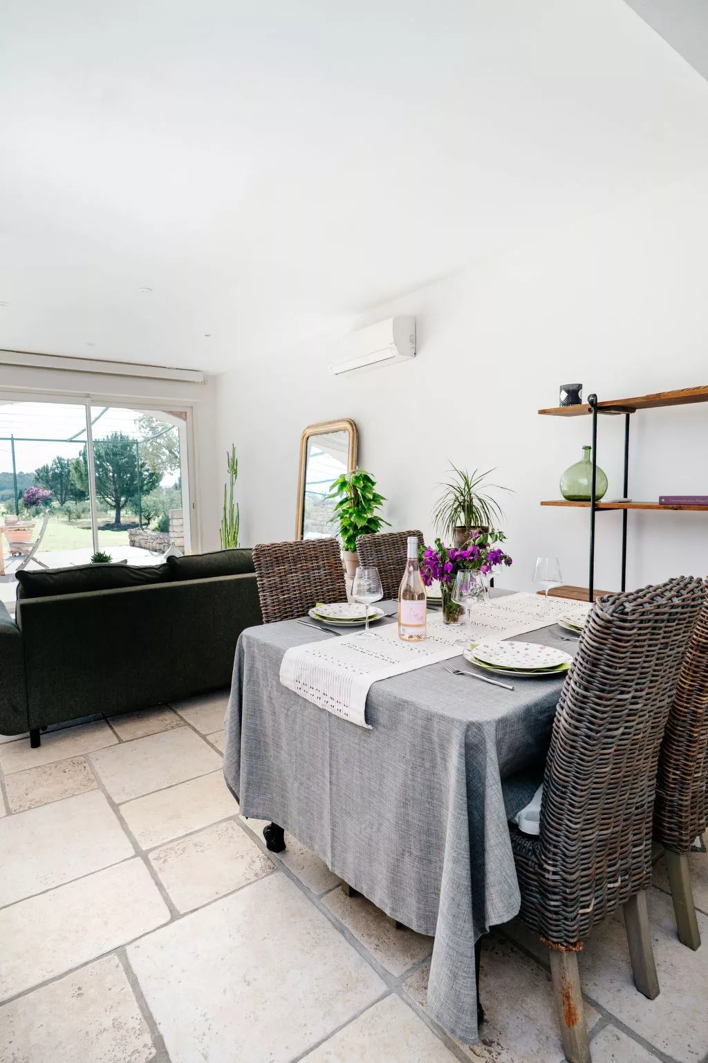 Flucht in die Domäne Givaudan-Inside