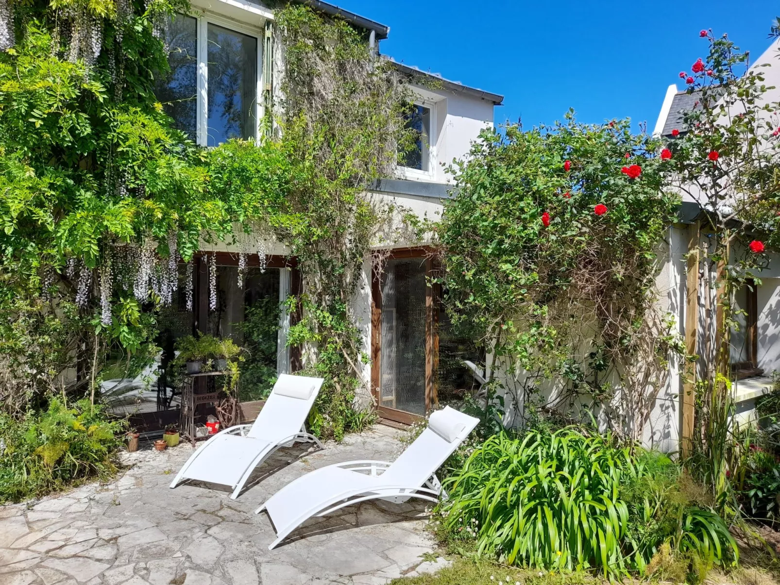 Kleine Wohnung in großem Familienhaus-Dehors