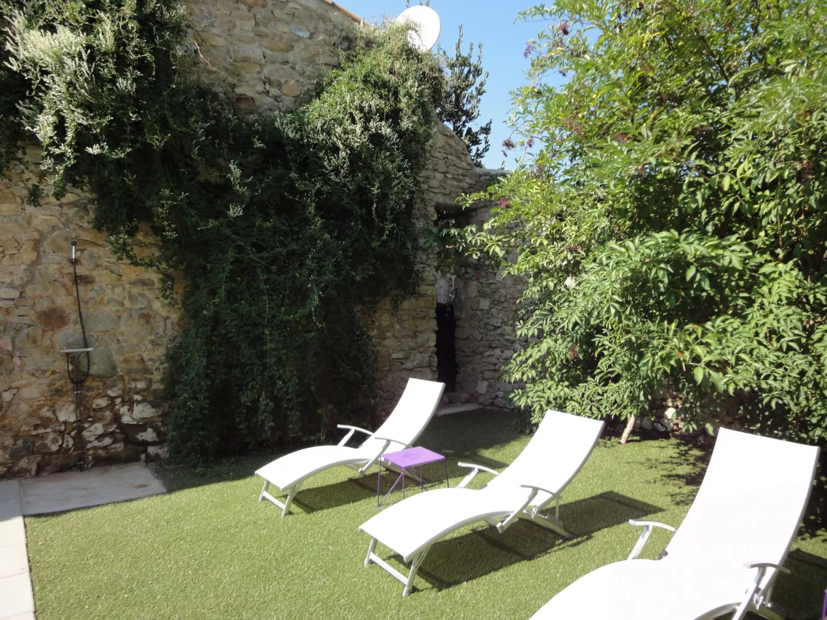 Villa "Brassens" mit privatem Pool-Draußen