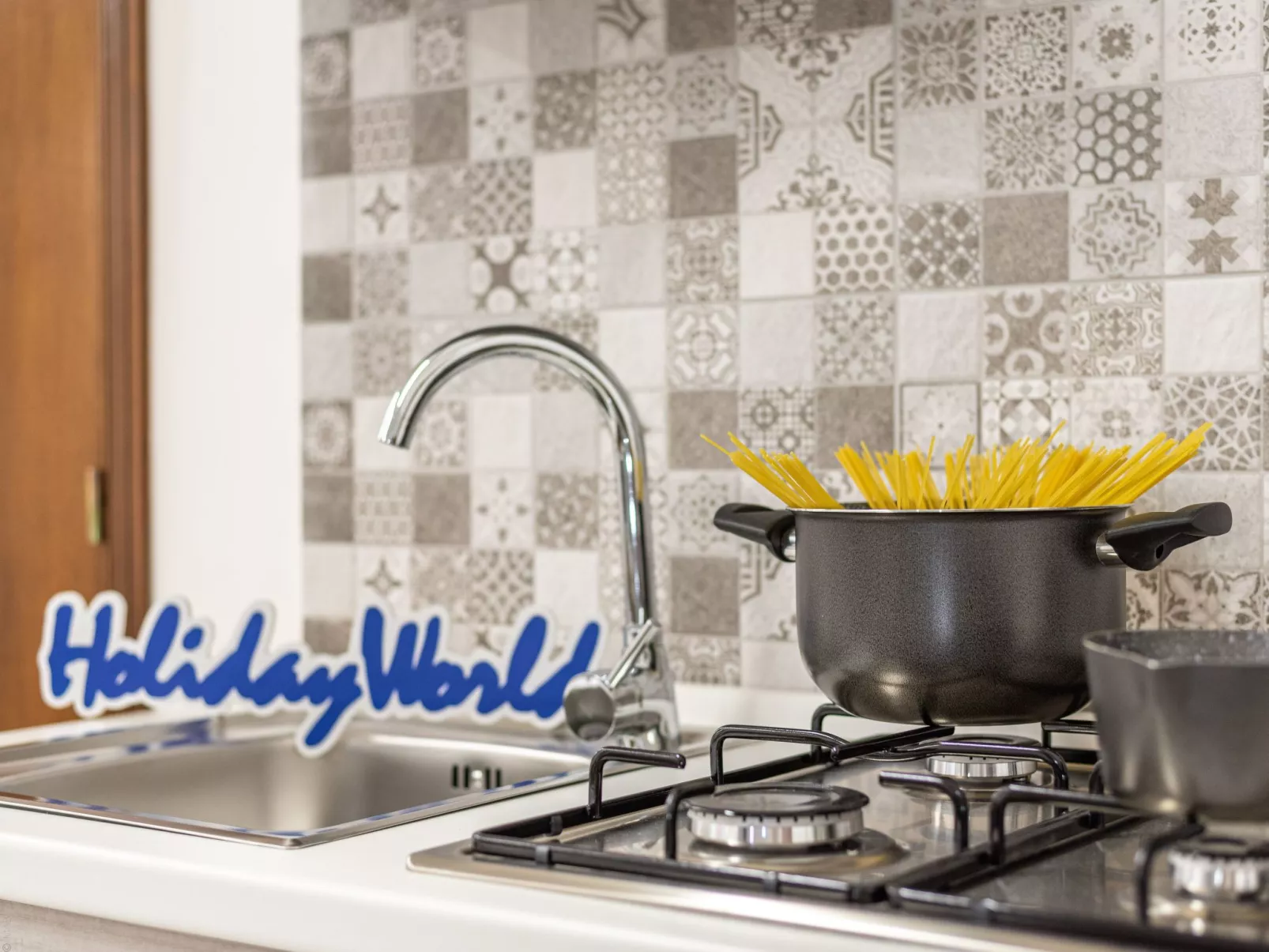 La Casetta di Mari by Holiday World-Inside