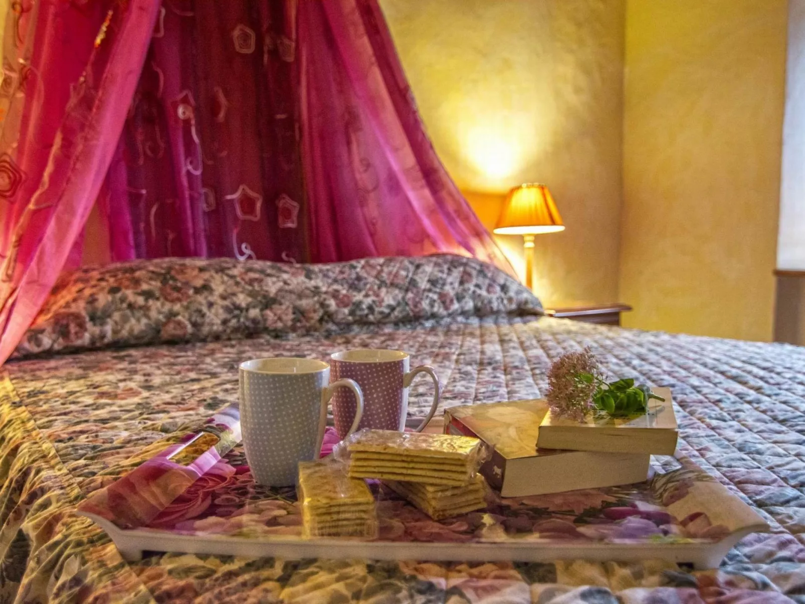 Rosa castellett' Wohnung mit Pool-Inside