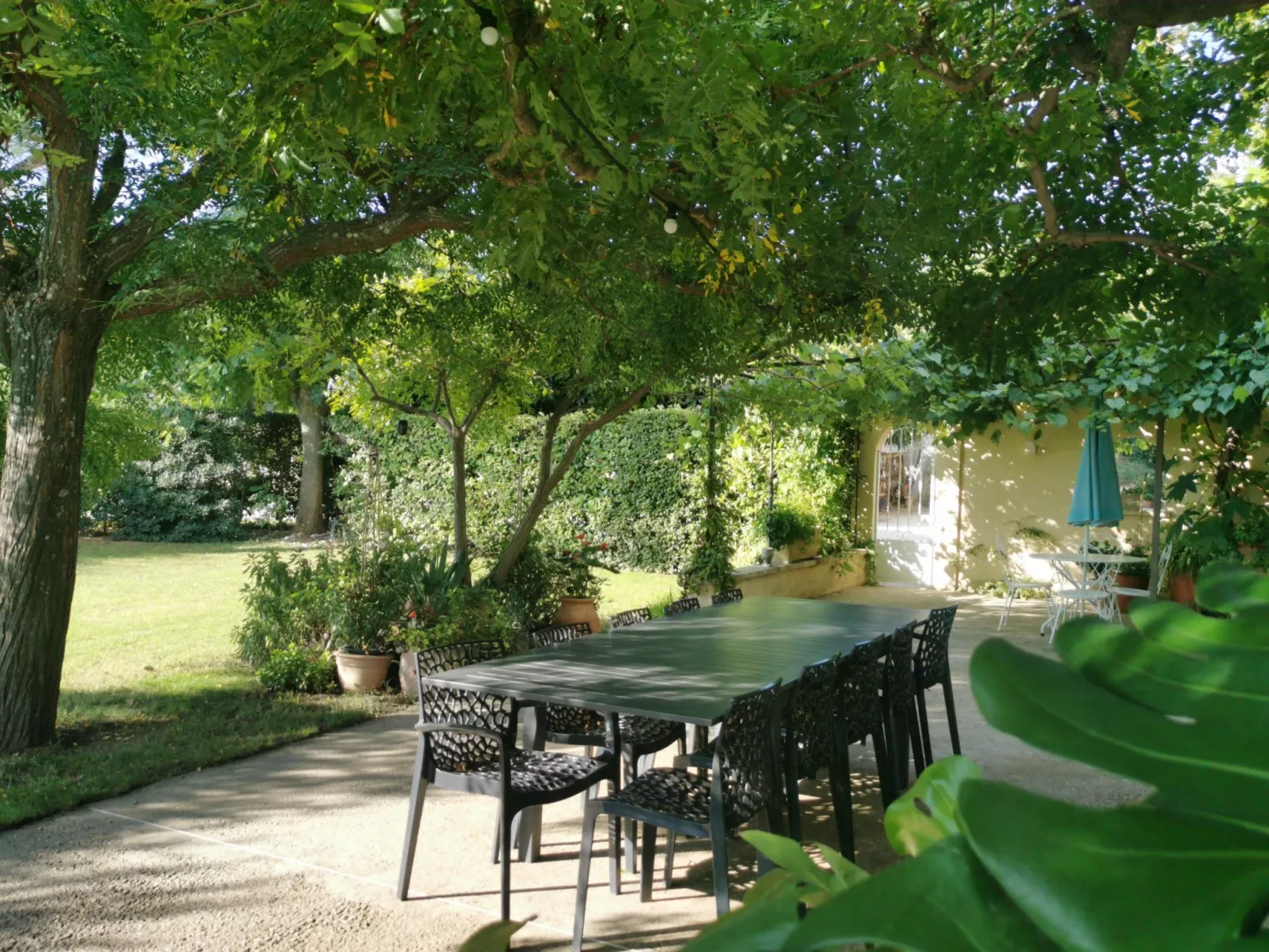 Auf dem Land mit Pool-Outside