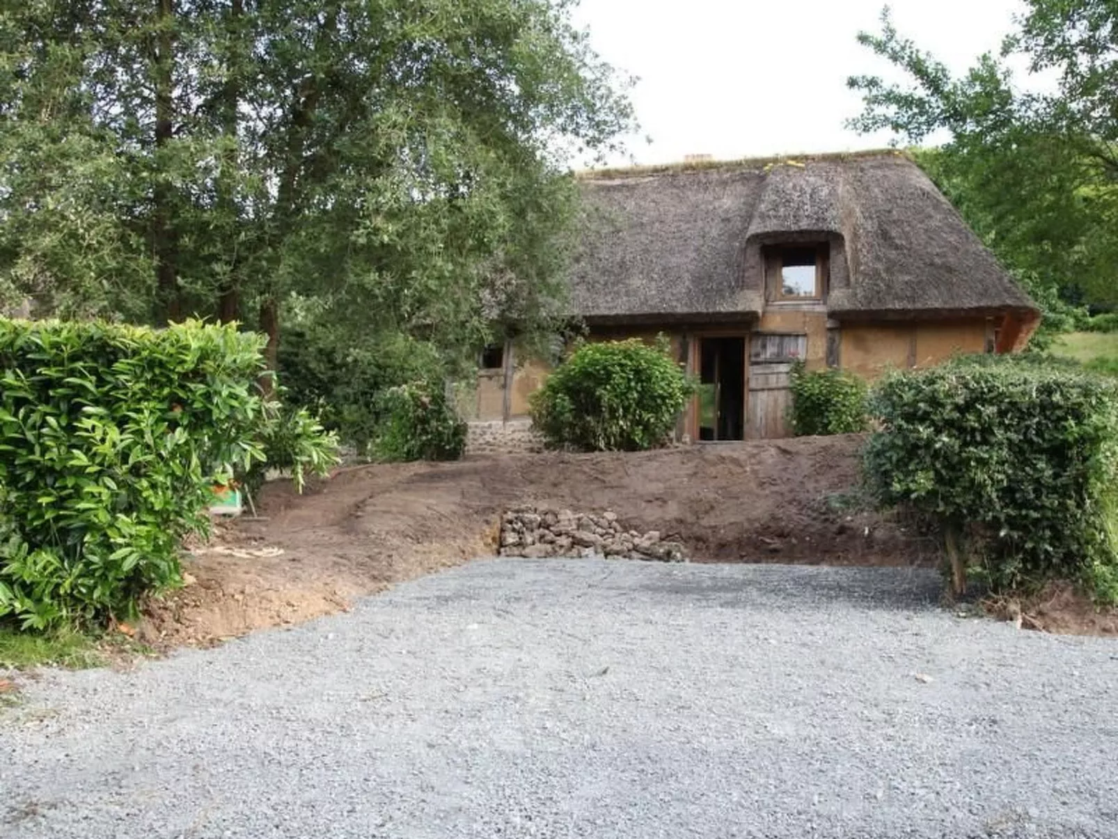 "L'Etable d'Emile" (Stall von Emile)-Outside