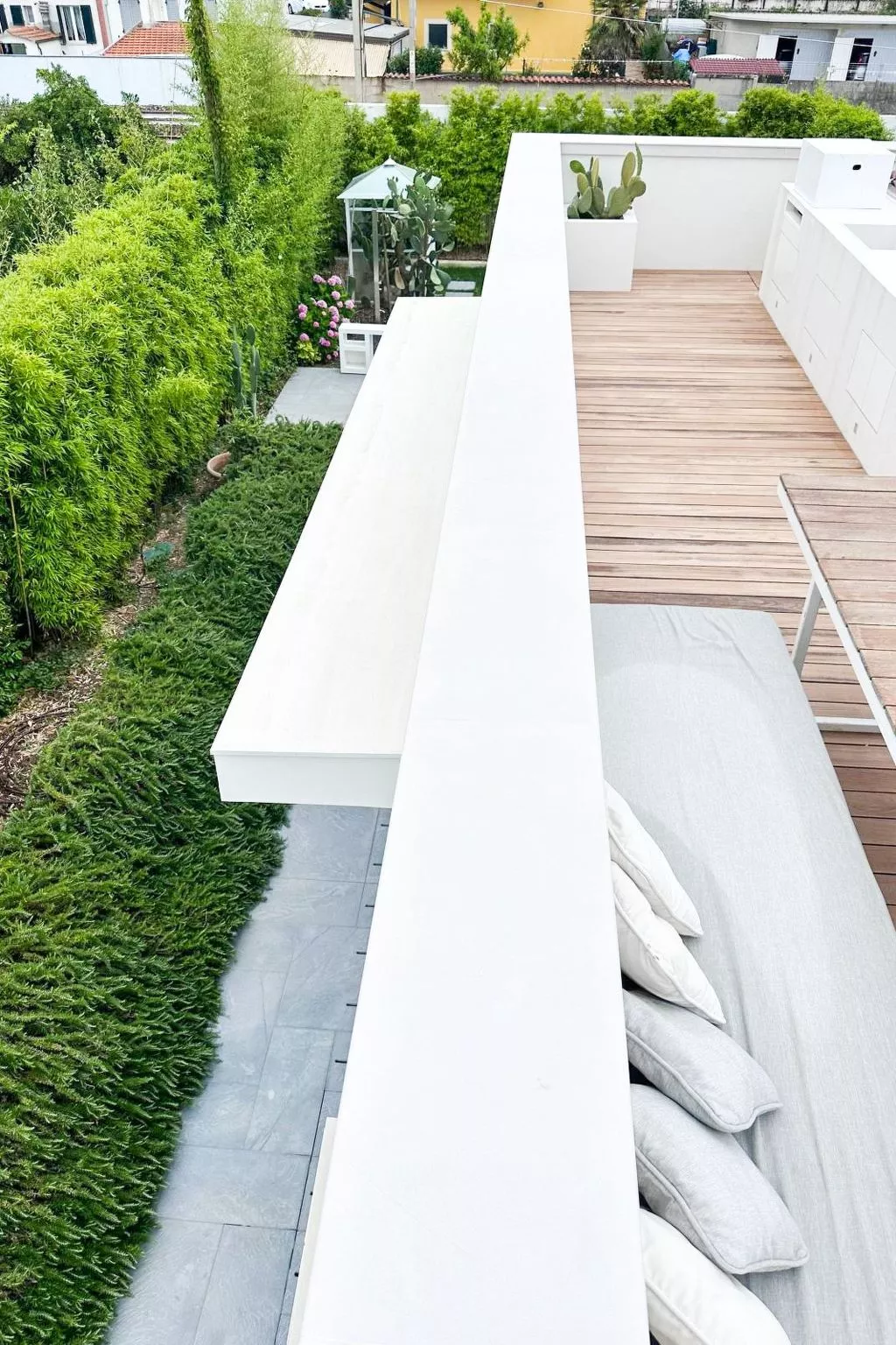 Elegante Villa am Strand, Jacuzzi und Garten-Outside