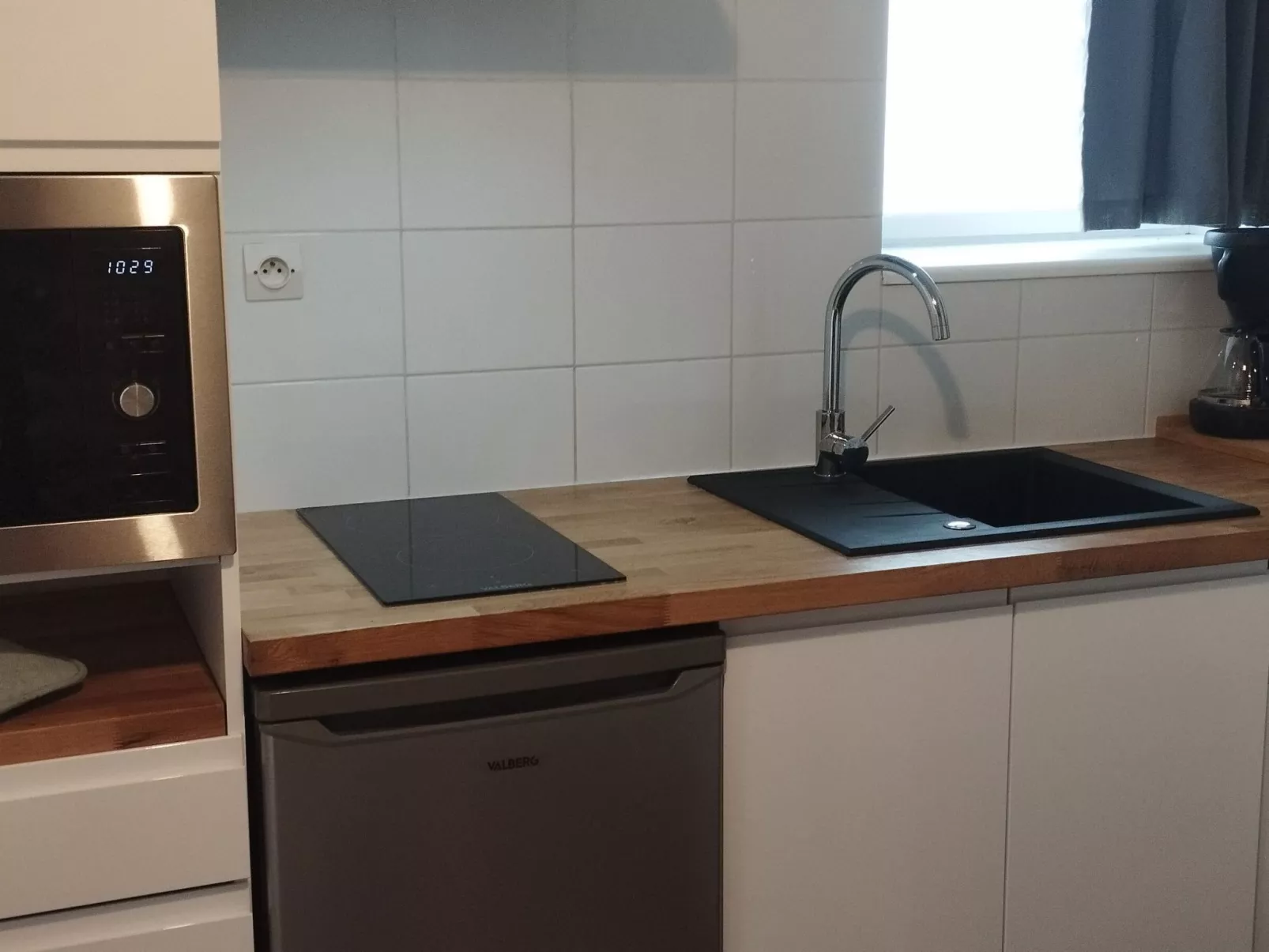 Großes Haus mit überdachtem und beheiztem Swimmingpool-Inside