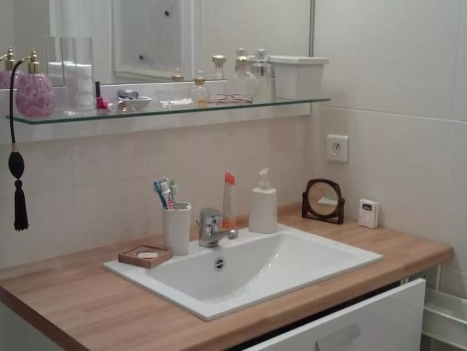 Freistehendes Haus mit großer Terrasse und Panoramablick auf die Landschaft-Drinnen