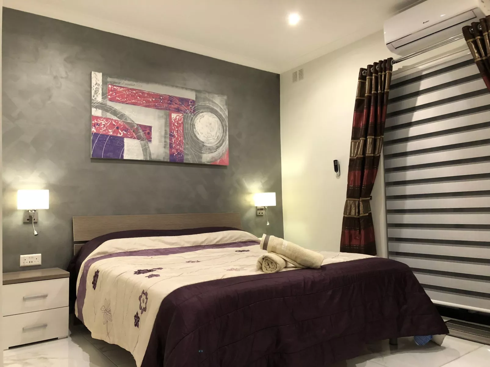 Klimatisierte Wohnung mit Grill und Terrasse-Image-tags.info