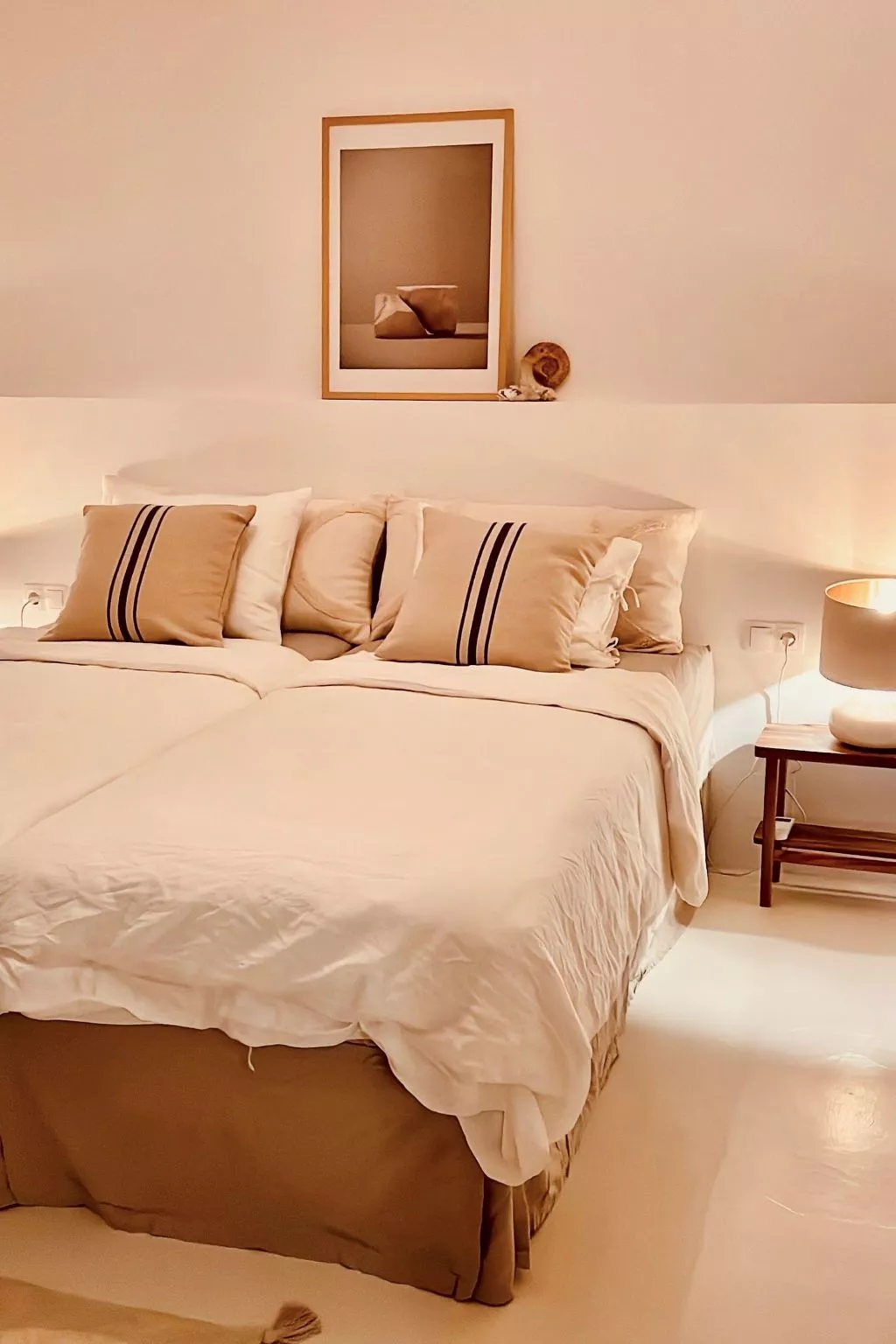 "Villa Nepenthe"-Inside