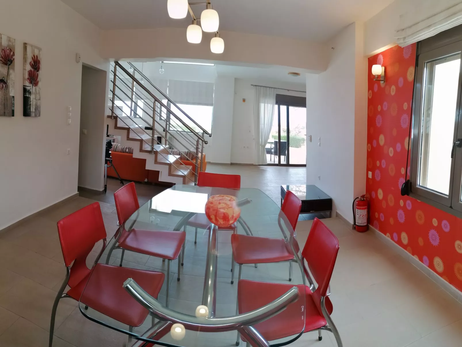 Villa Irini - 3-Schlafzimmer-Villa mit privatem Pool-Inside