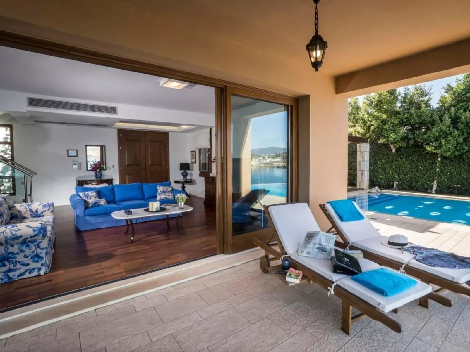 Anemos Villa Ferienhaus Aussicht Gemütlicher beheizter Pool-Inside