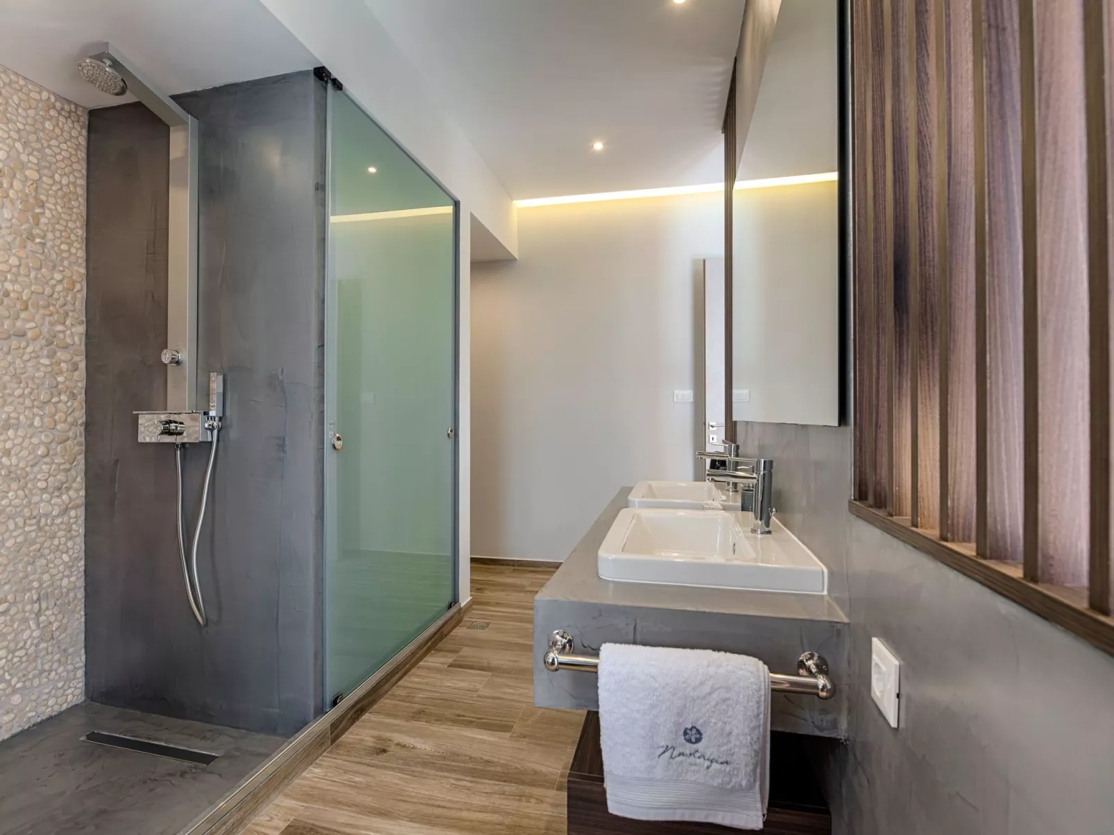 Nastazia Luxury Beach House-Drinnen